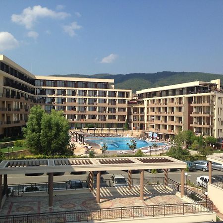 Luxor Apartments Поморие Екстериор снимка